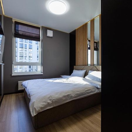 Fayna Town - Loft Black - Nyvky Kyiv Exterior photo